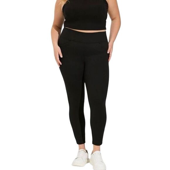Torrid Black Ponte Pixie Pants with Pockets - 3 N0112 - Picture 1 of 9